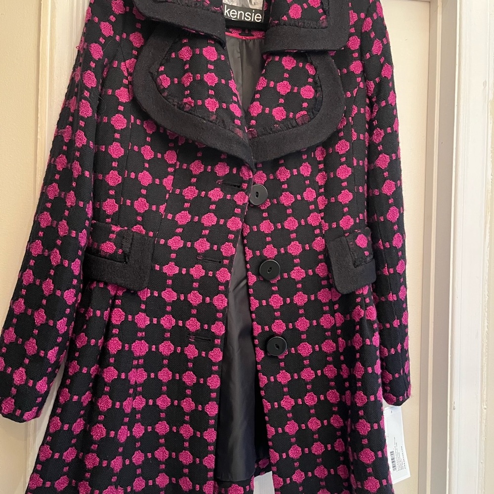 NWT Kensie coat with lace trim and bow on back size large